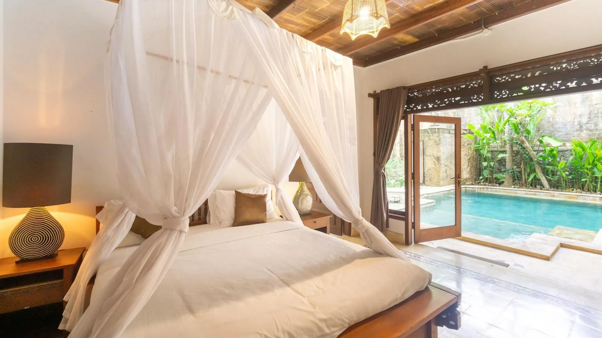 Bali Royal Heritage Villa Seminyak  Seminyak (Bali)